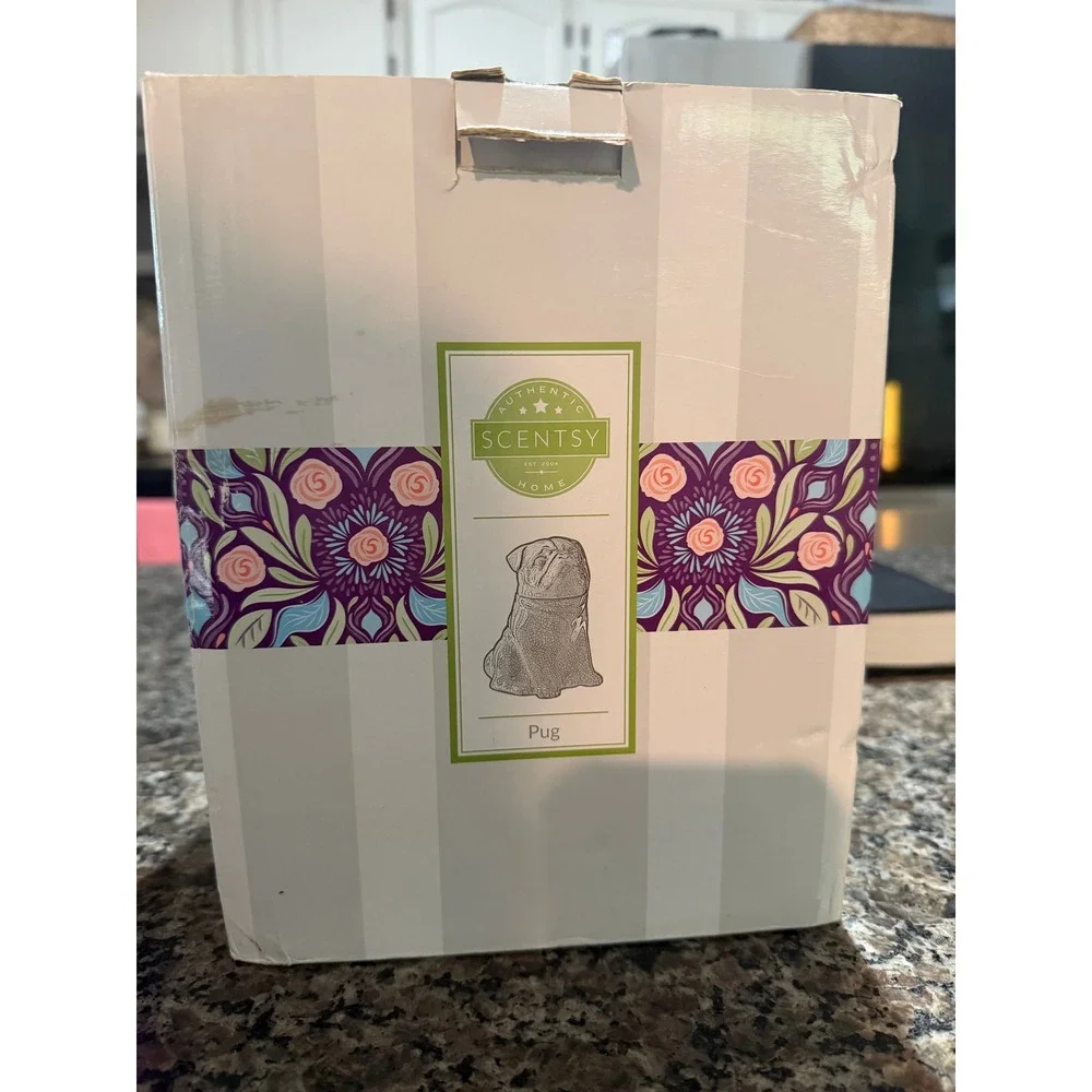 Scentsy Pug Warmer White Crackle Glaze Ceramic Electric Wax Melter Full Size Dog